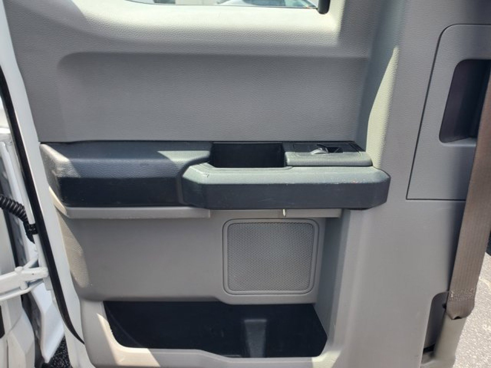 Certified 2018 Ford F150 XL w/ Equipment Group 101A Mid AWD/4WD image 29