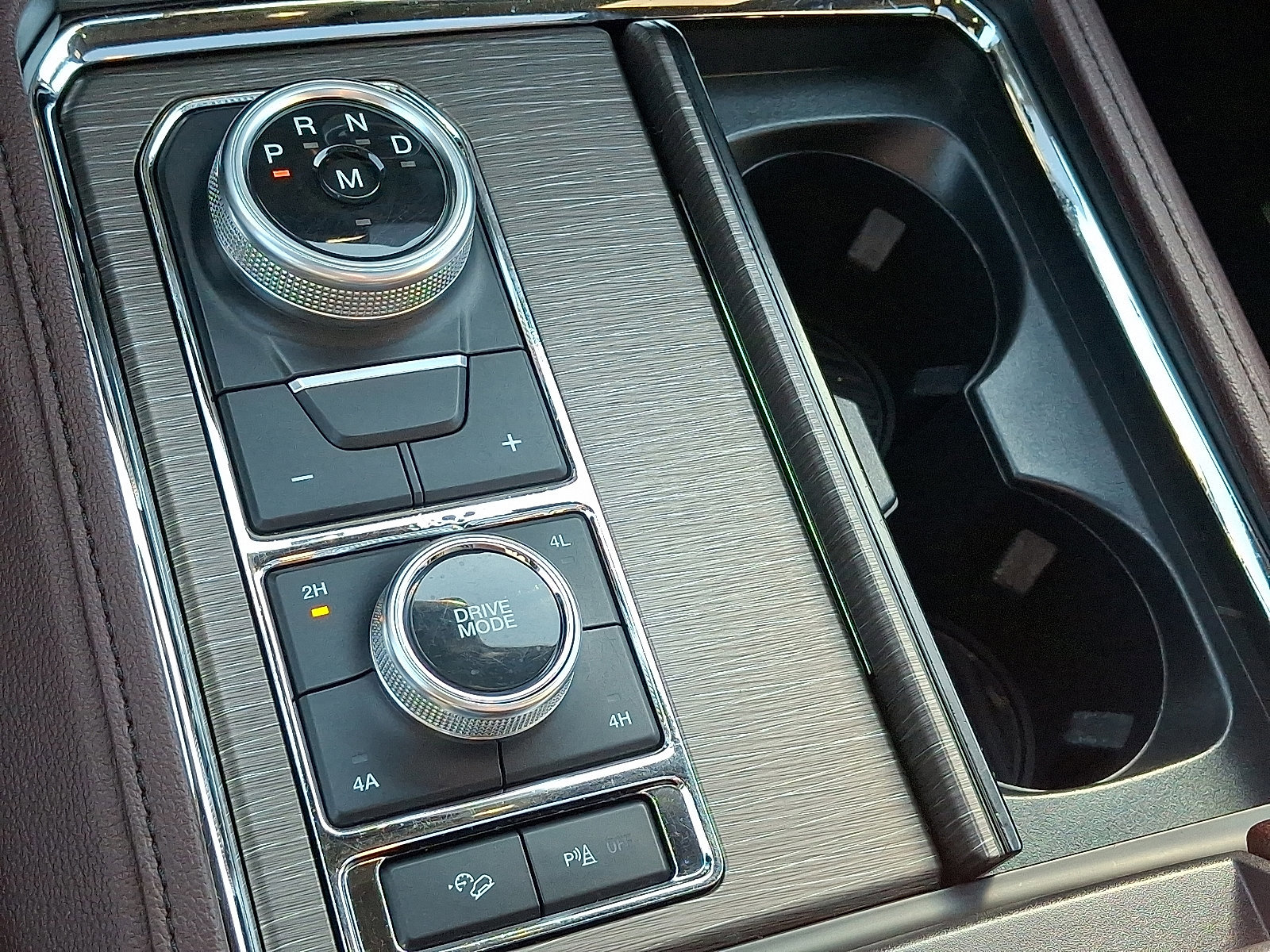 Certified 2023 Ford Expedition Limited image 16