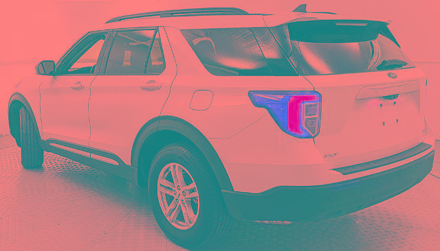 Certified 2023 Ford Explorer XLT AWD/4WD image 4