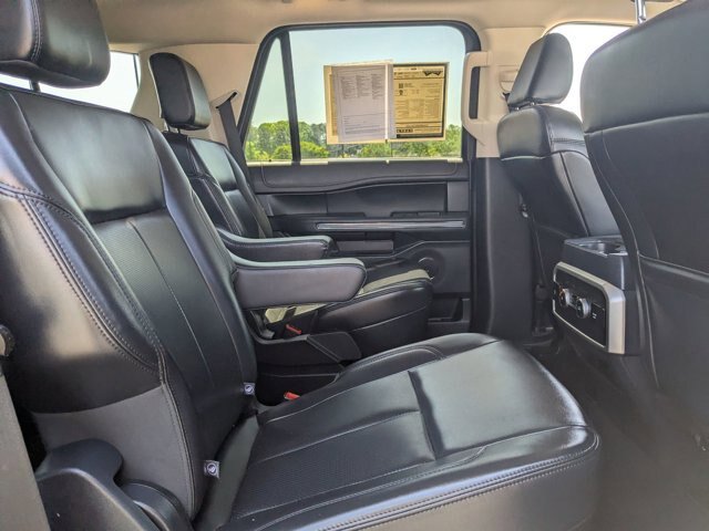 Certified 2024 Ford Expedition XLT RWD image 35