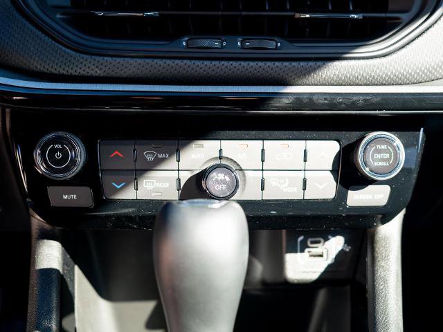 Used 2025 Jeep Compass Trailhawk image 19