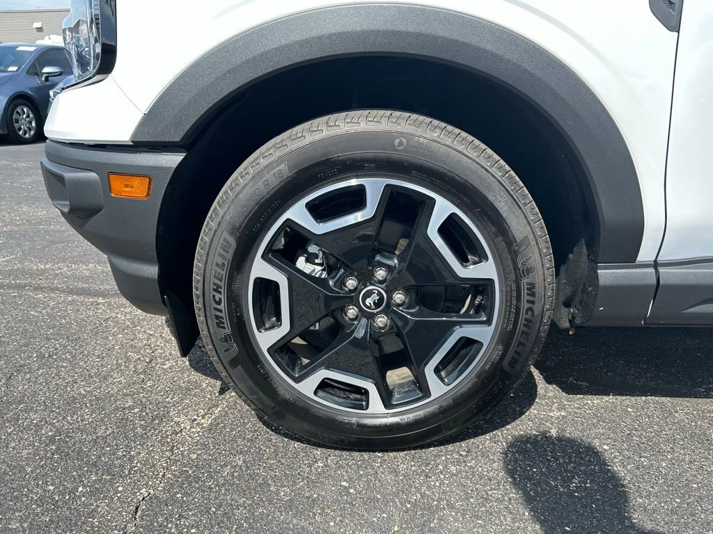 Certified 2024 Ford Bronco Sport Outer Banks w/ Tech Package AWD/4WD image 13