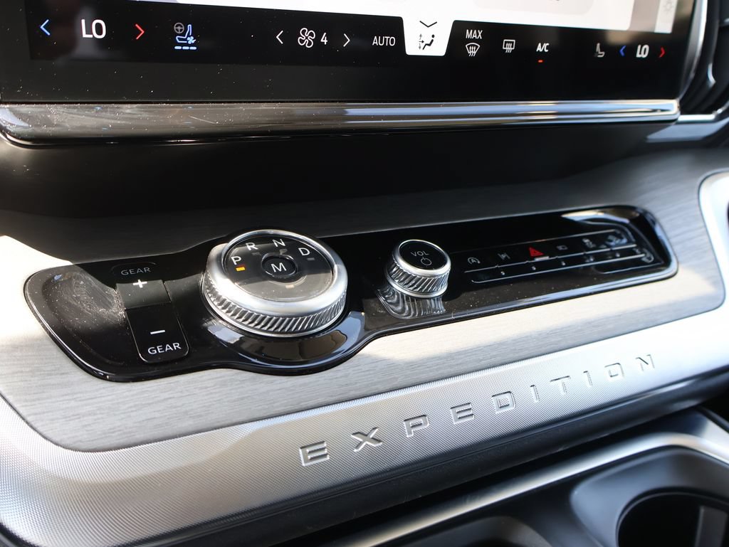 Certified 2025 Ford Expedition Max Platinum AWD/4WD image 41