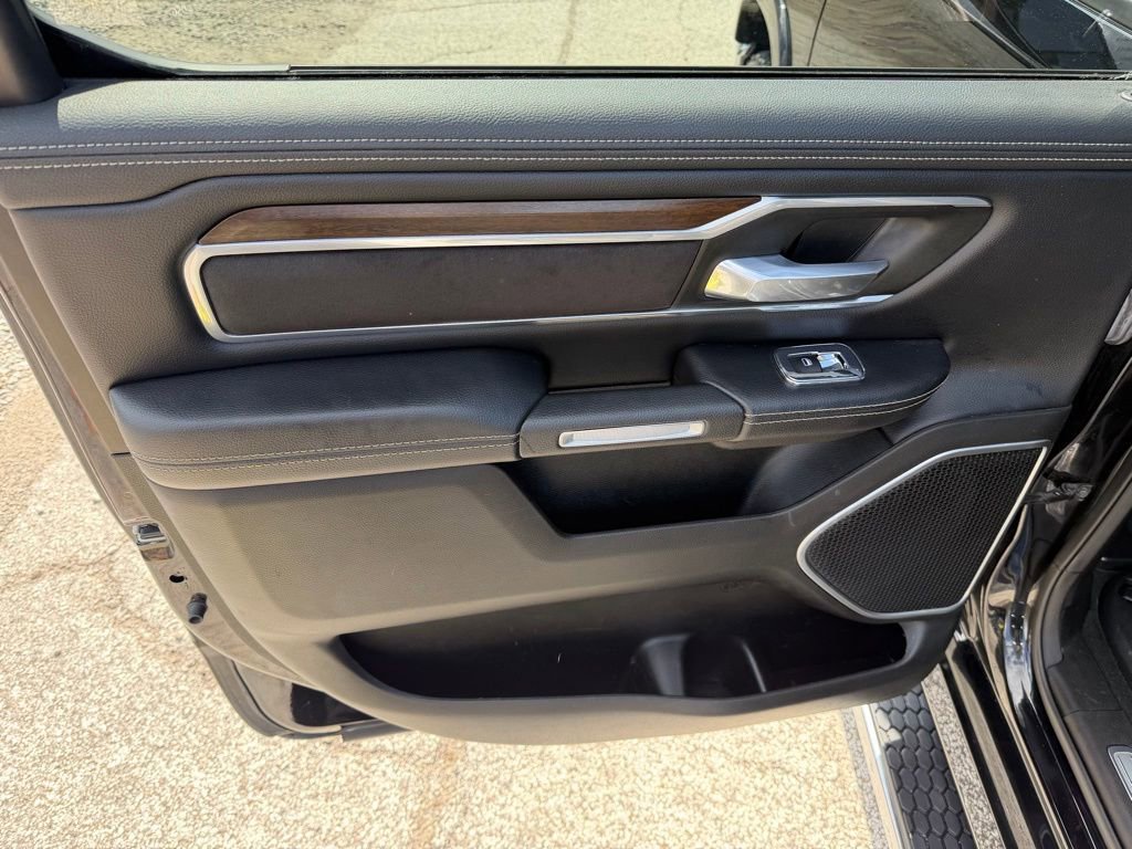 Used 2022 RAM 1500 Laramie AWD/4WD image 25