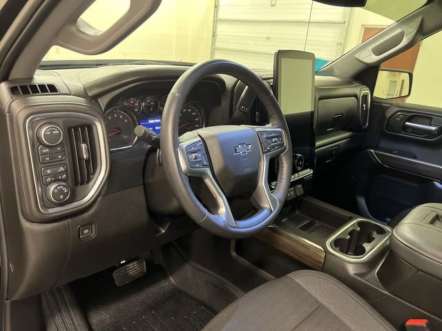 Used 2022 Chevrolet Silverado 1500 LT Trail Boss image 13