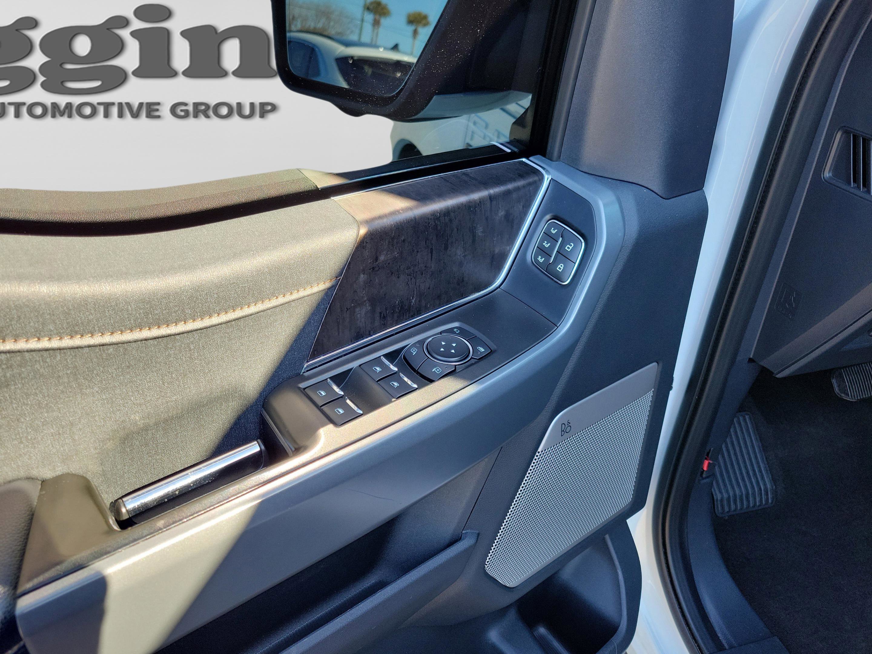 Certified 2022 Ford F150 Lightning Lariat w/ Equipment Group 511A High image 27