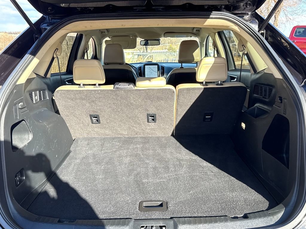 Certified 2021 Ford Edge SEL w/ Cargo Accessory Package image 10