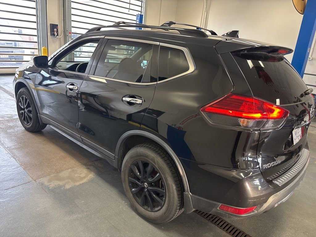 Used 2017 Nissan Rogue SV w/ Midnight Edition Package image 2