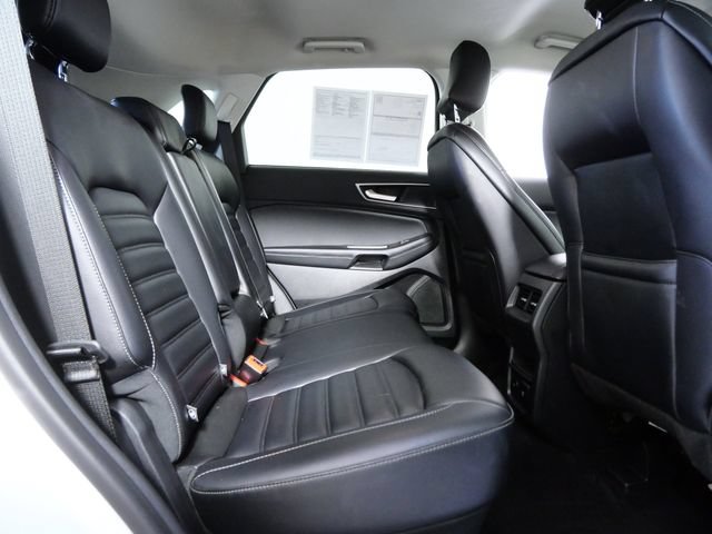 Certified 2024 Ford Edge SEL w/ Convenience Package AWD/4WD image 12