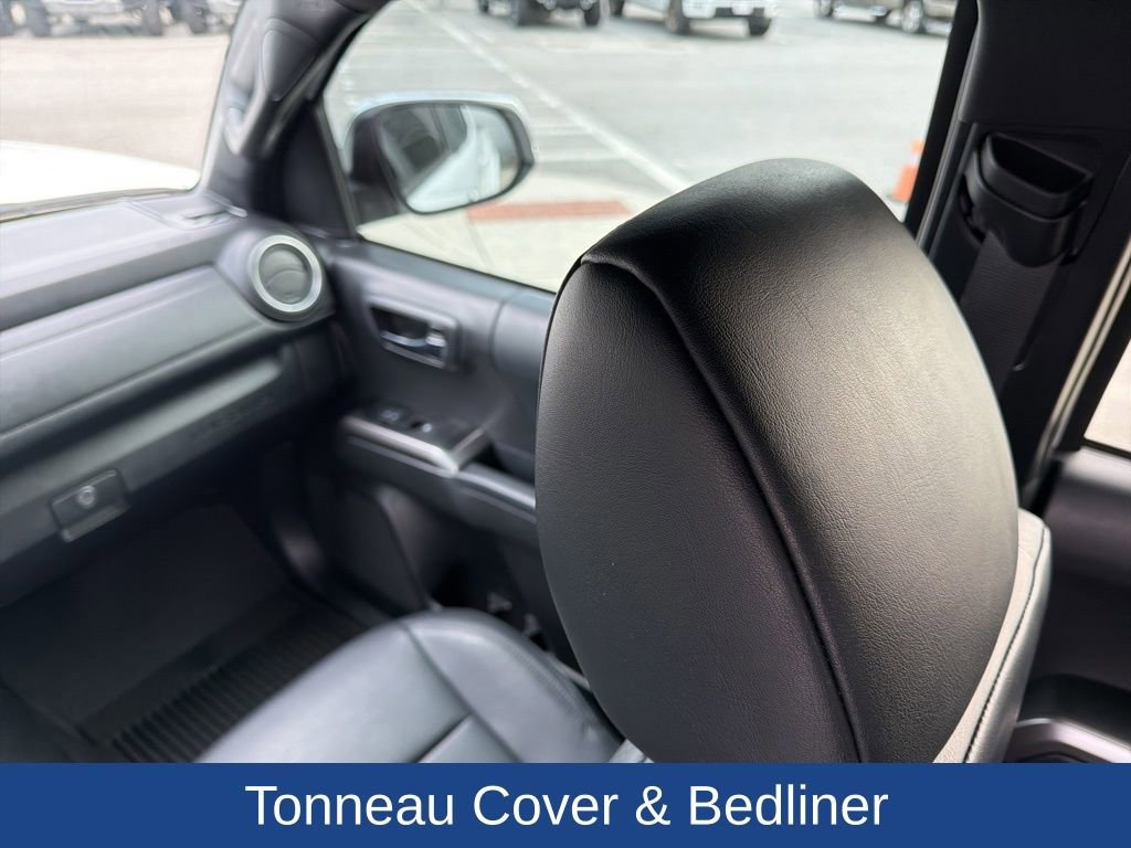 Used 2023 Toyota Tacoma Limited image 17