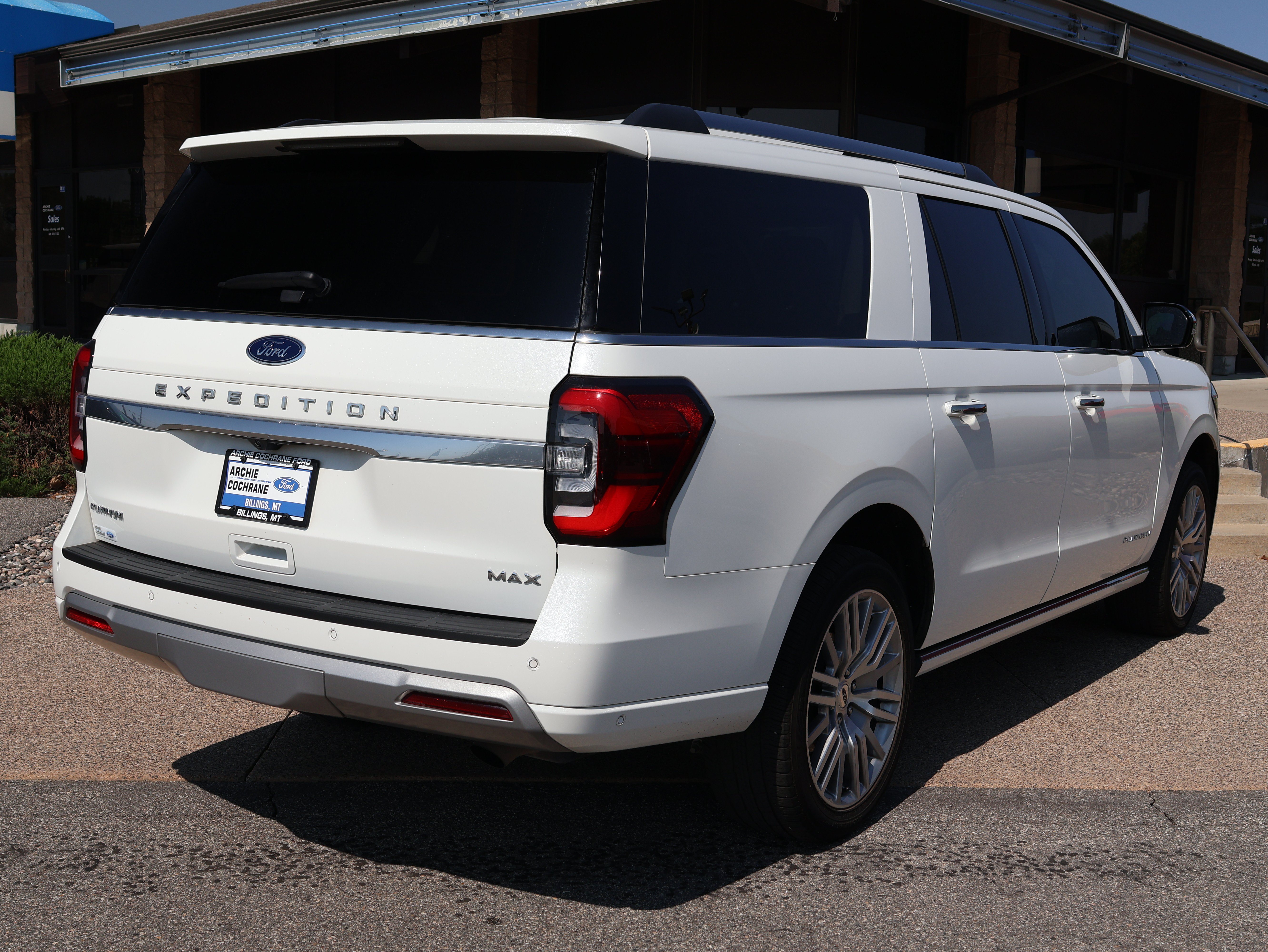 Certified 2024 Ford Expedition Max Platinum AWD/4WD image 2