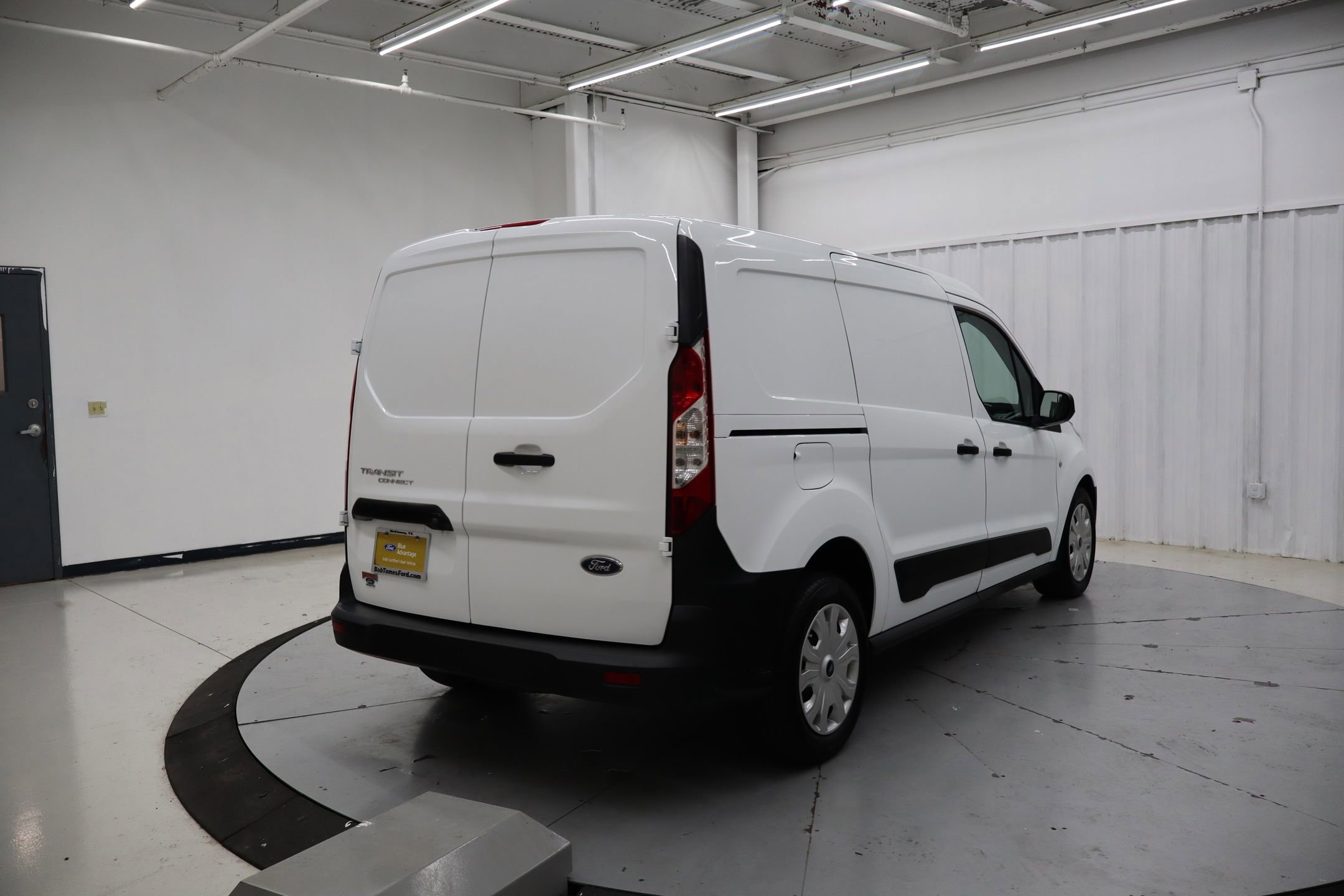 Certified 2023 Ford Transit Connect XL FWD image 4