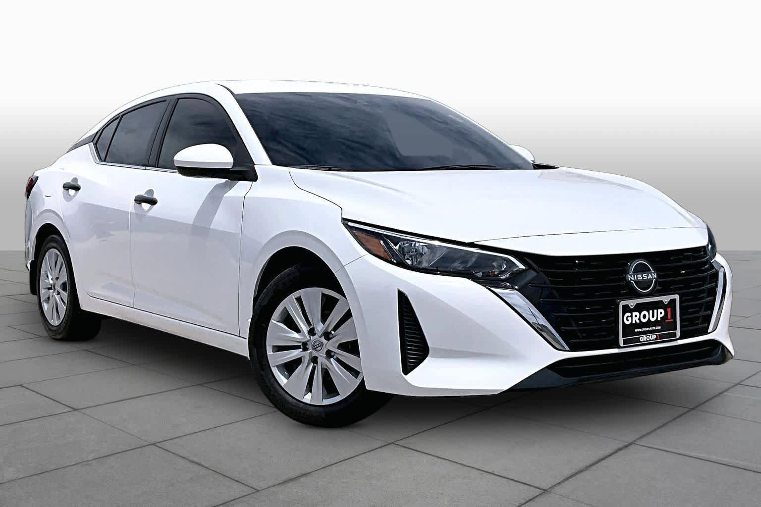 Used 2025 Nissan Sentra S FWD image 3