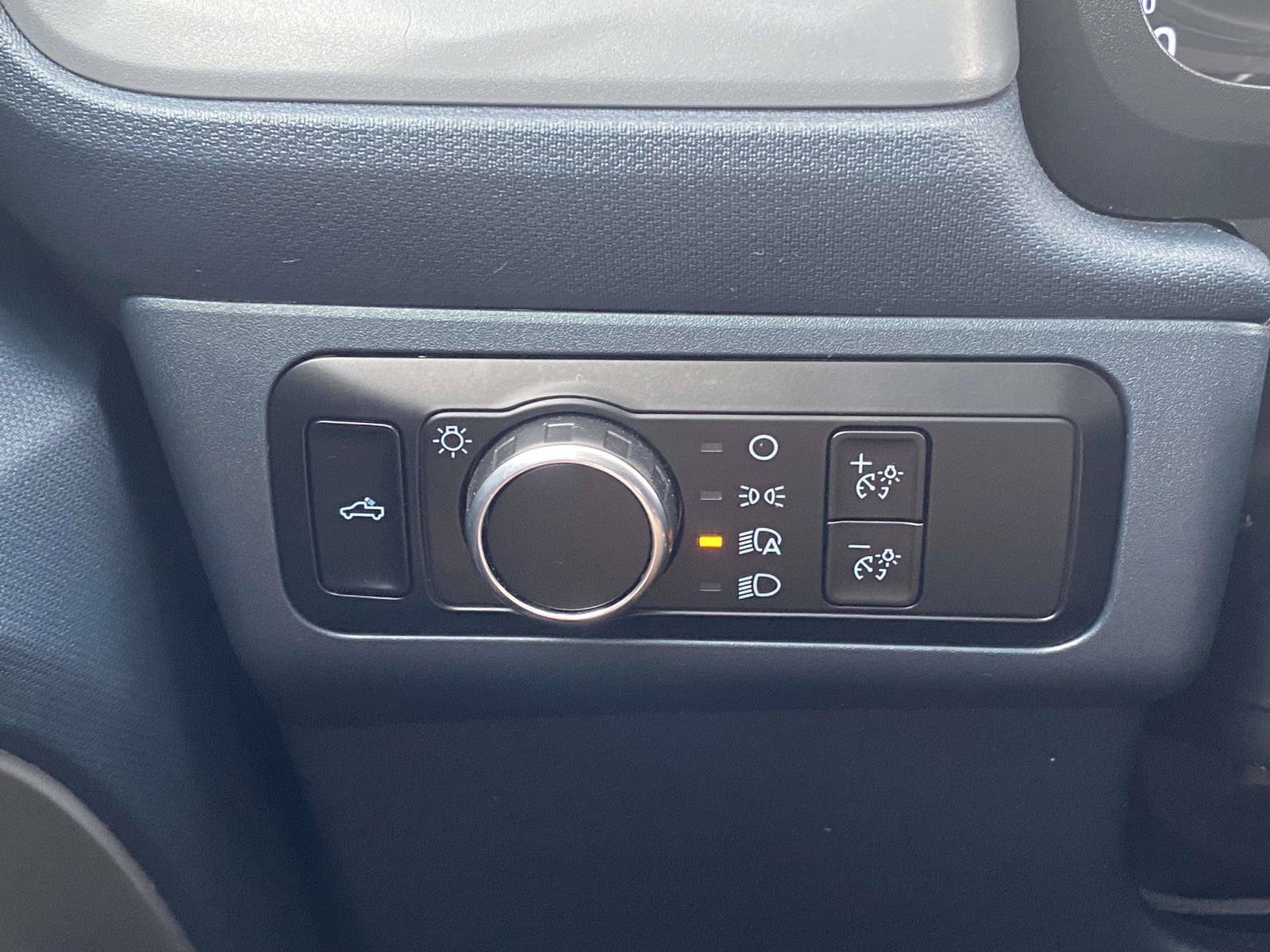 Certified 2024 Ford Maverick XL FWD image 19
