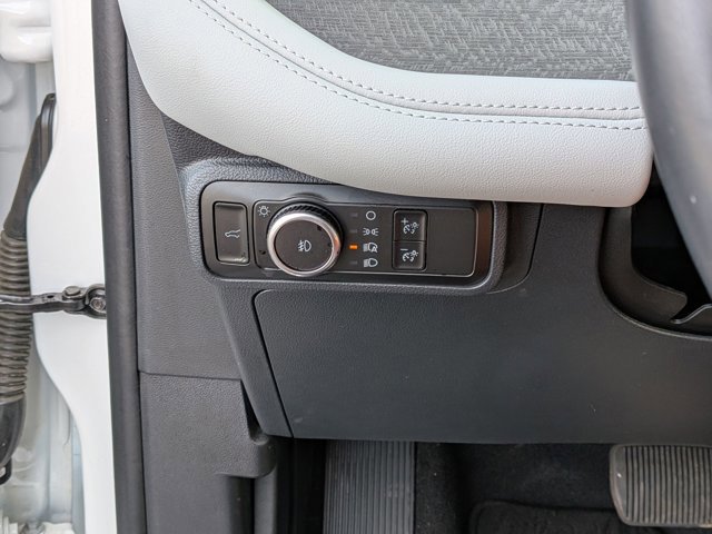 Certified 2025 Ford Explorer Platinum w/ Ultimate Package image 17