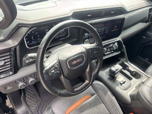 Used 2024 GMC Sierra 1500 AT4 w/ Technology Package AWD/4WD image 18