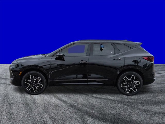 Used 2023 Chevrolet Blazer RS w/ Driver Confidence II Package image 2