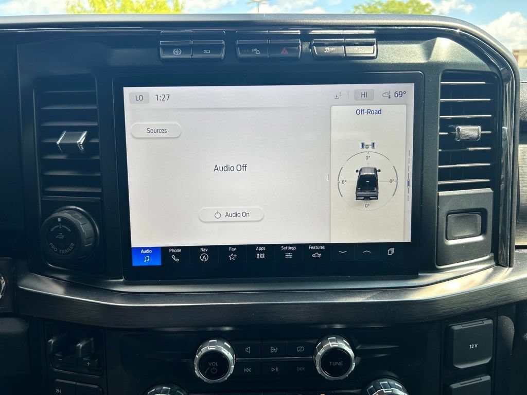 Certified 2023 Ford F250 Lariat w/ Lariat Ultimate Package AWD/4WD image 14