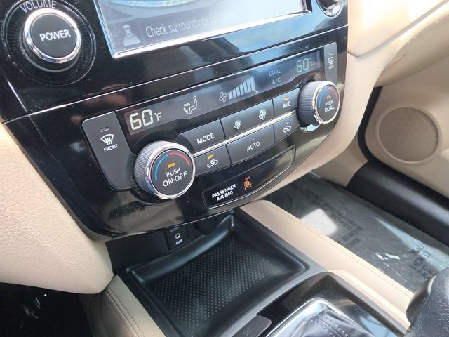 Used 2017 Nissan Rogue SL w/ SL Premium Package FWD image 26