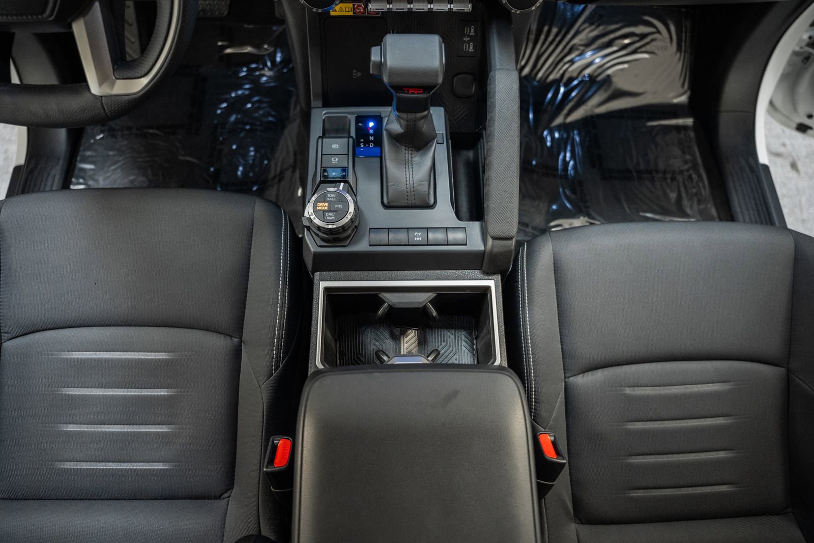 Used 2024 Toyota Tacoma TRD Off-Road image 35