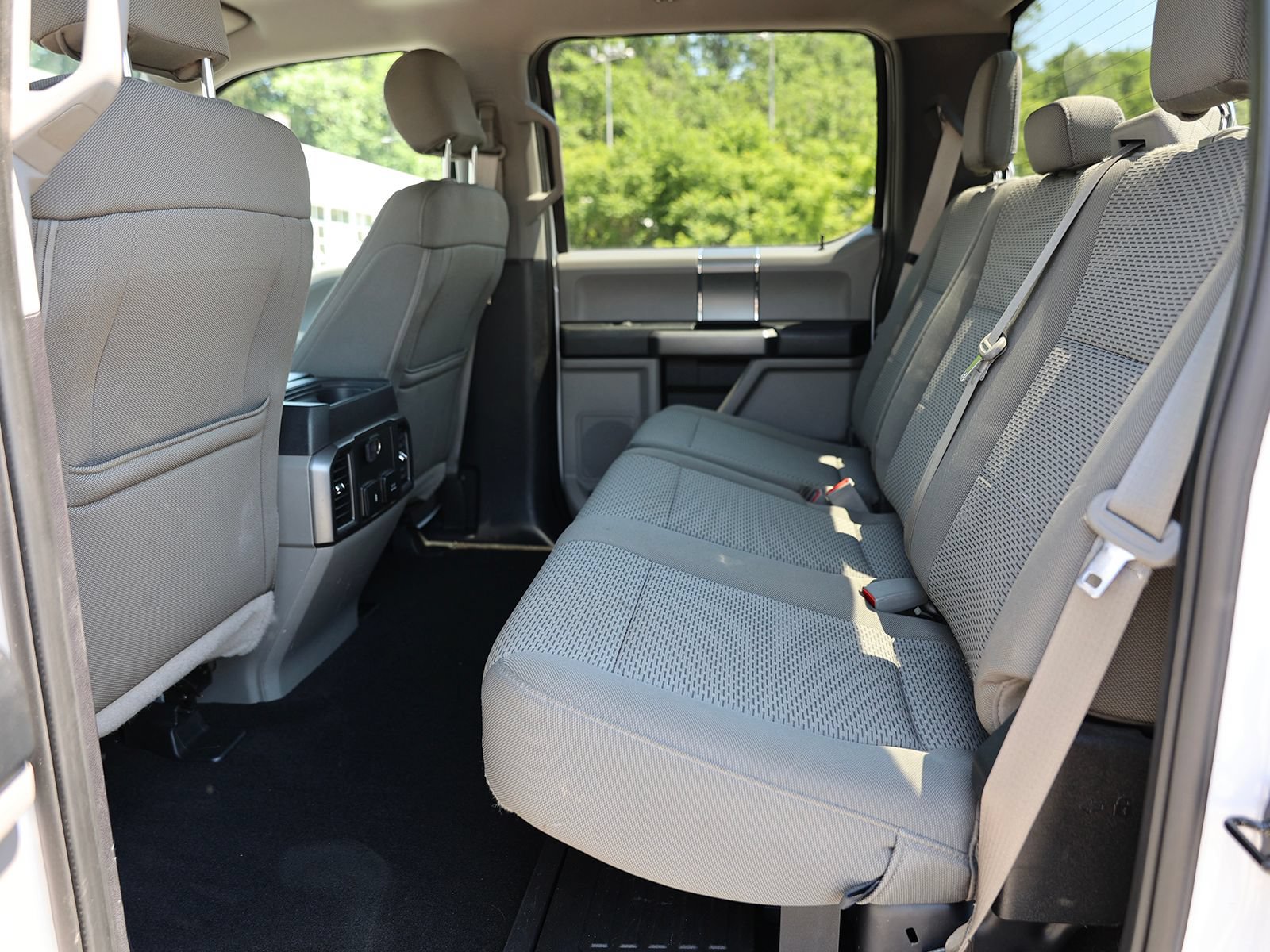 Certified 2019 Ford F250 XLT w/ XLT Premium Package AWD/4WD image 22