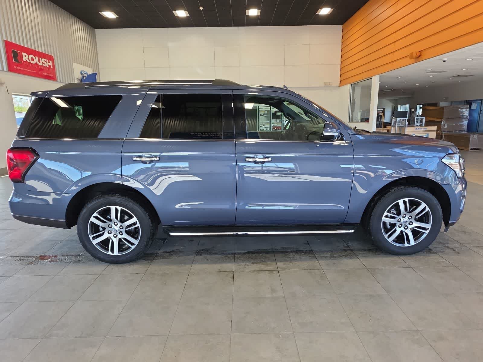 Certified 2022 Ford Expedition Limited AWD/4WD image 6