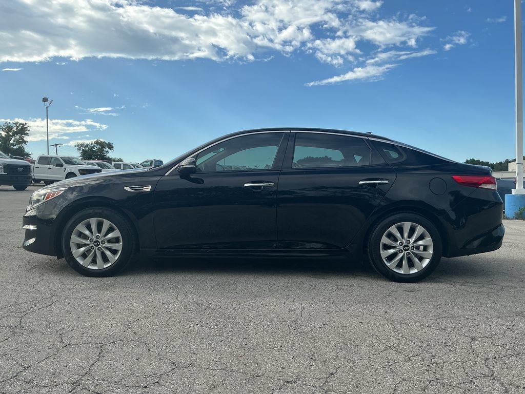 Used 2018 Kia Optima EX FWD image 2