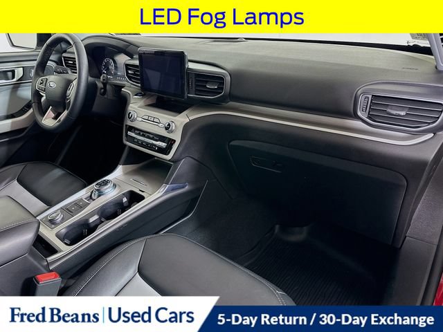 Certified 2024 Ford Explorer XLT w/ Equipment Group 202A AWD/4WD image 35