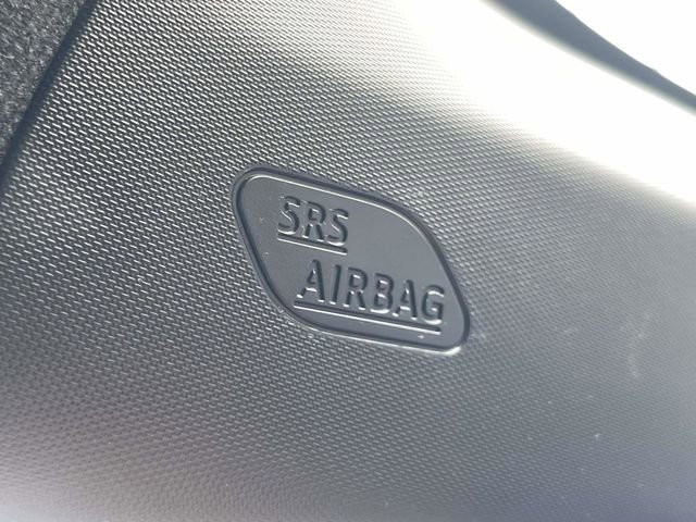 Used 2022 Toyota C-HR XLE FWD image 34