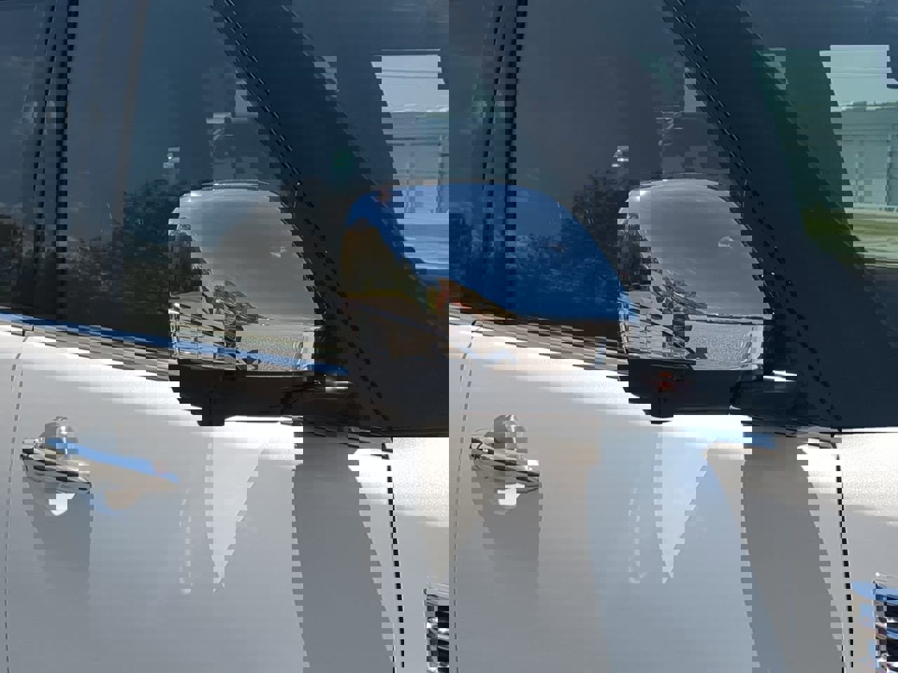 Used 2022 INFINITI QX80 Sensory w/ Cargo Package image 10