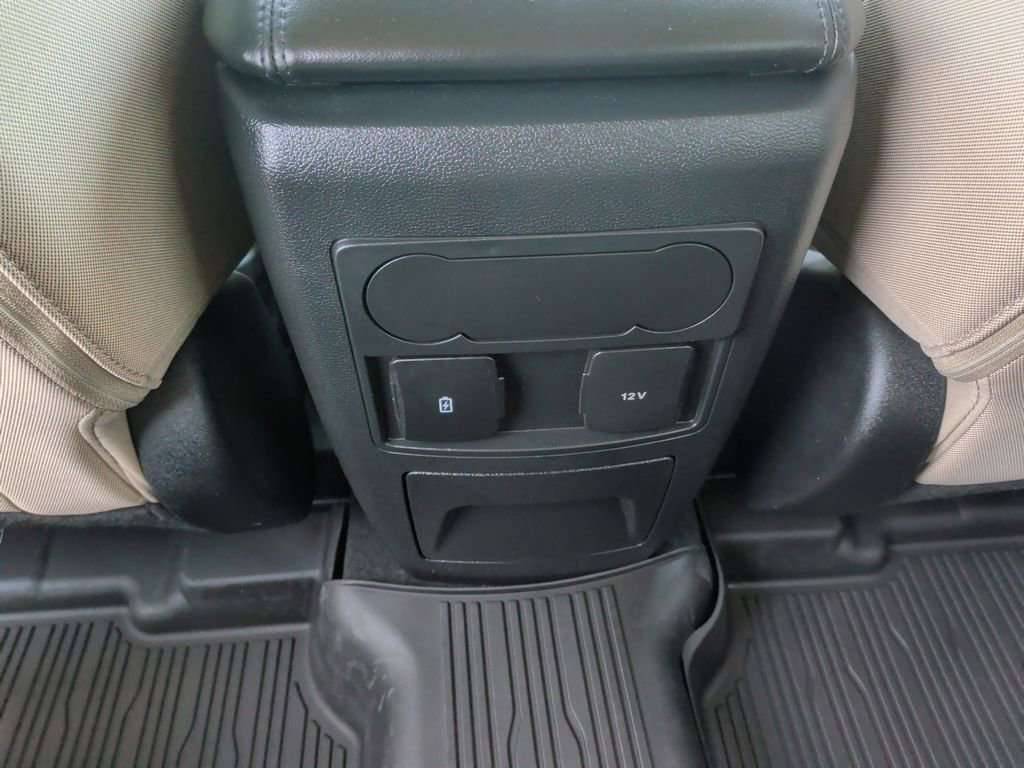 Certified 2023 Ford Explorer XLT AWD/4WD image 19