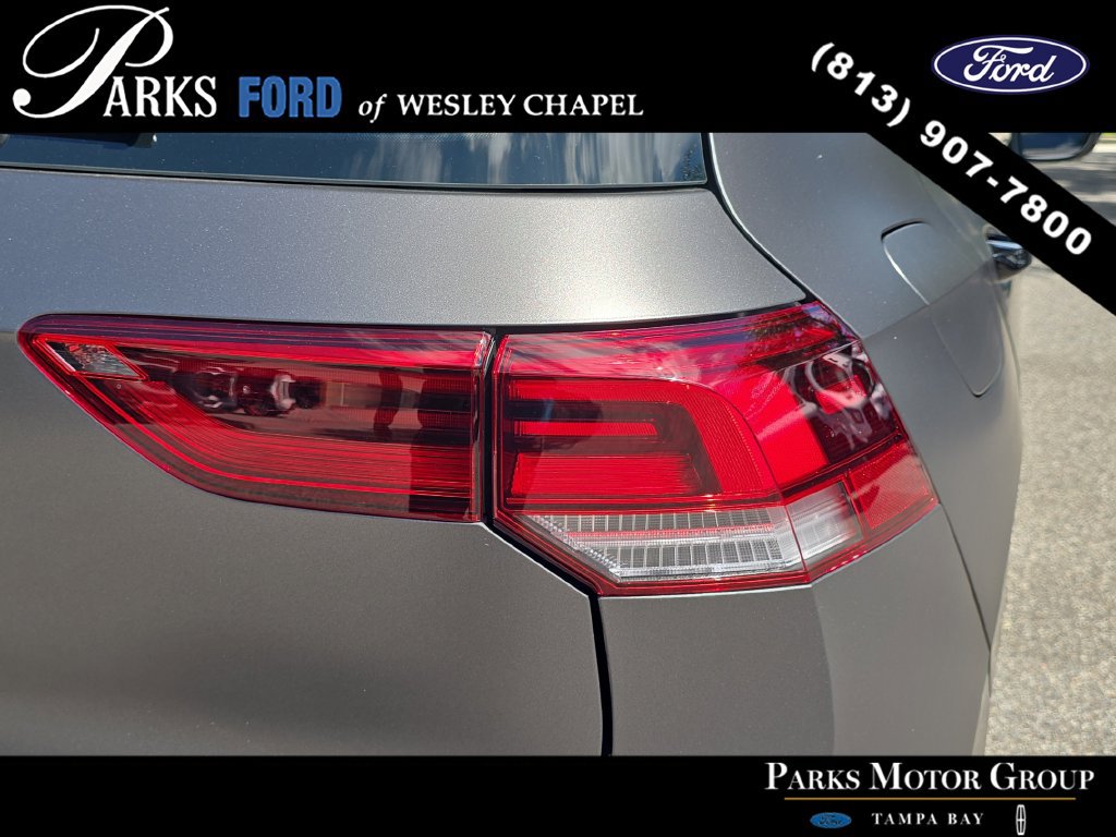 Used 2023 Volkswagen Golf 20th Anniversary Edition AWD/4WD image 8