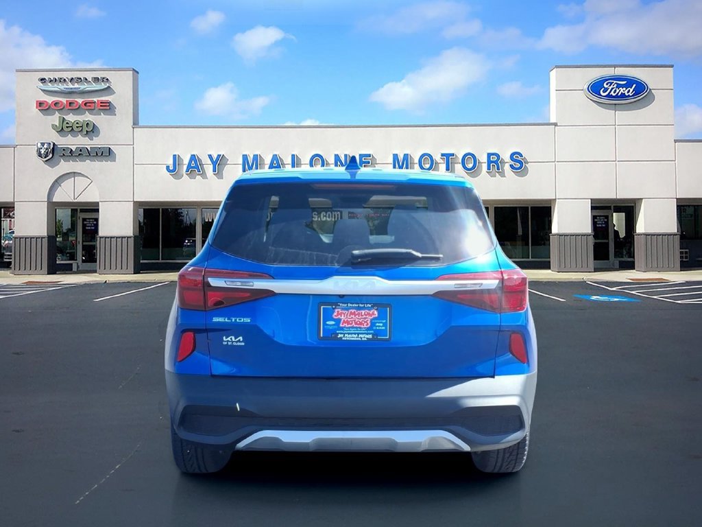 Used 2022 Kia Seltos LX AWD/4WD image 4