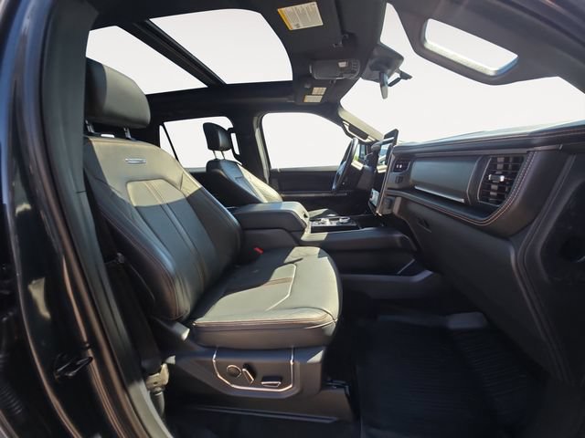 Certified 2023 Ford Expedition Platinum AWD/4WD image 15