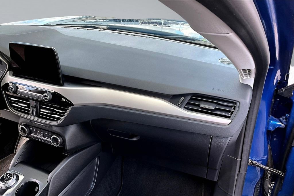 Certified 2022 Ford Escape SE w/ SE Sport Appearance Package AWD/4WD image 29