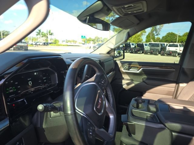 Used 2023 GMC Sierra 1500 Elevation RWD image 8
