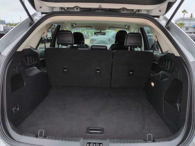 Certified 2018 Ford Edge SEL w/ Equipment Group 201A FWD image 13