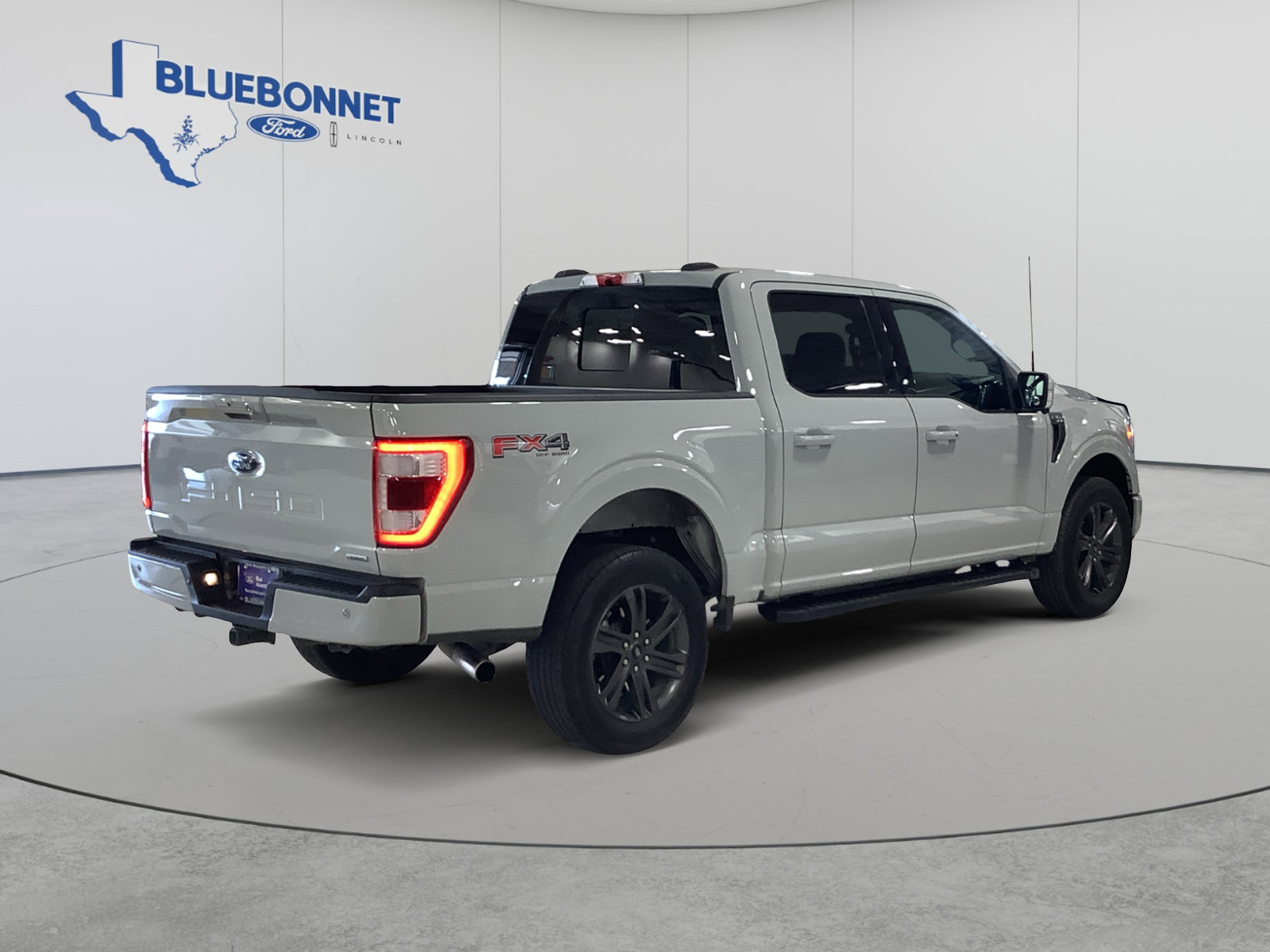 Certified 2023 Ford F150 Lariat w/ Max Trailer Tow Package AWD/4WD image 5