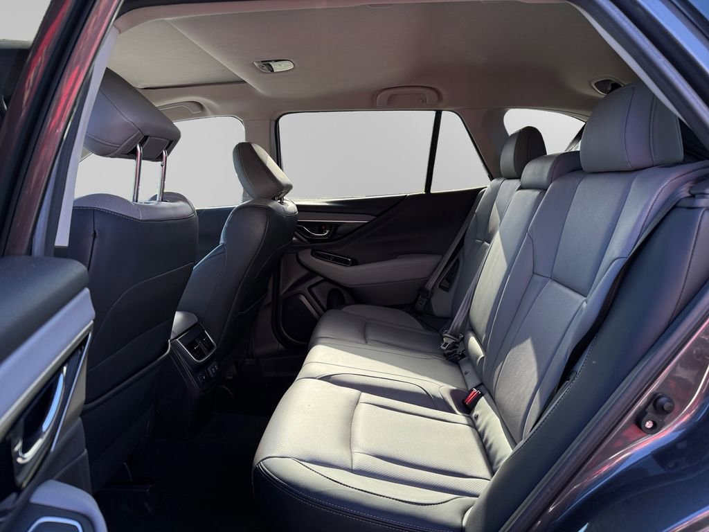 Used 2020 Subaru Outback Limited image 13