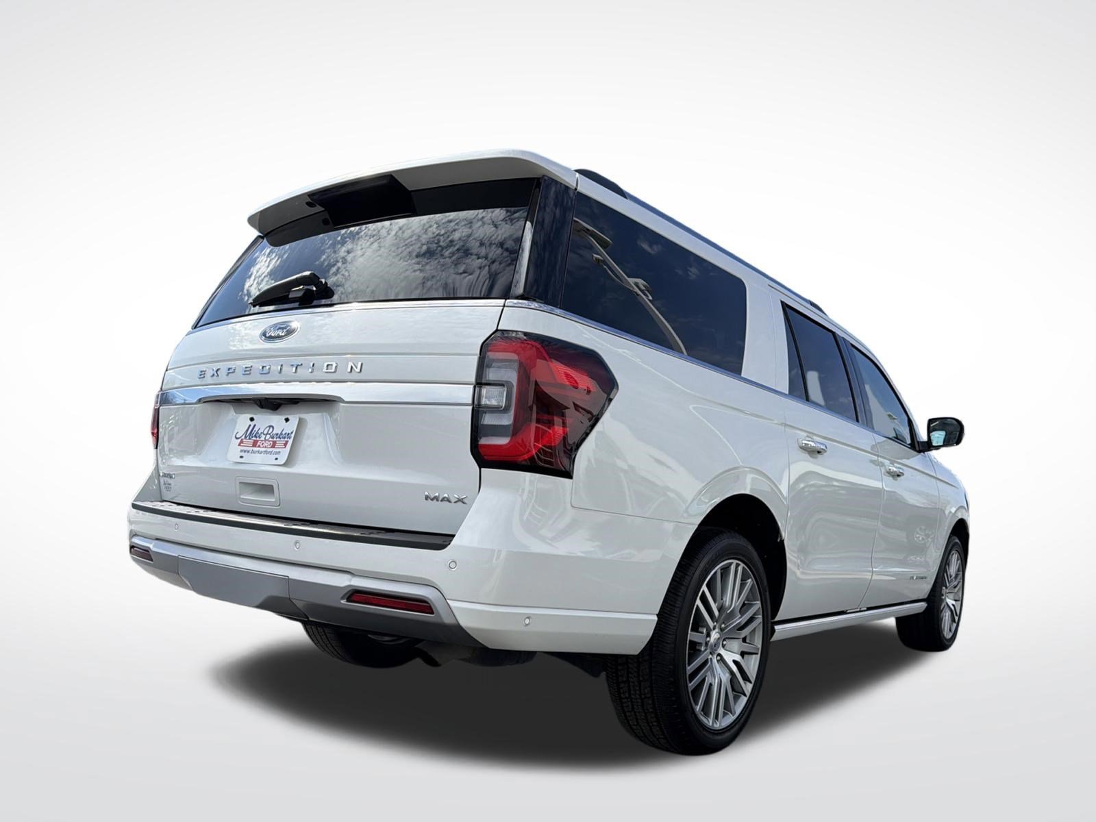 Certified 2024 Ford Expedition Max Platinum image 5