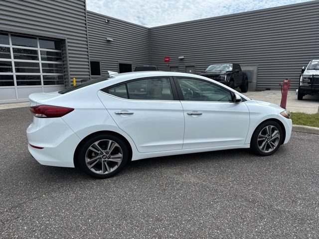 Used 2017 Hyundai Elantra Limited w/ Limited Ultimate Package 05 FWD image 5