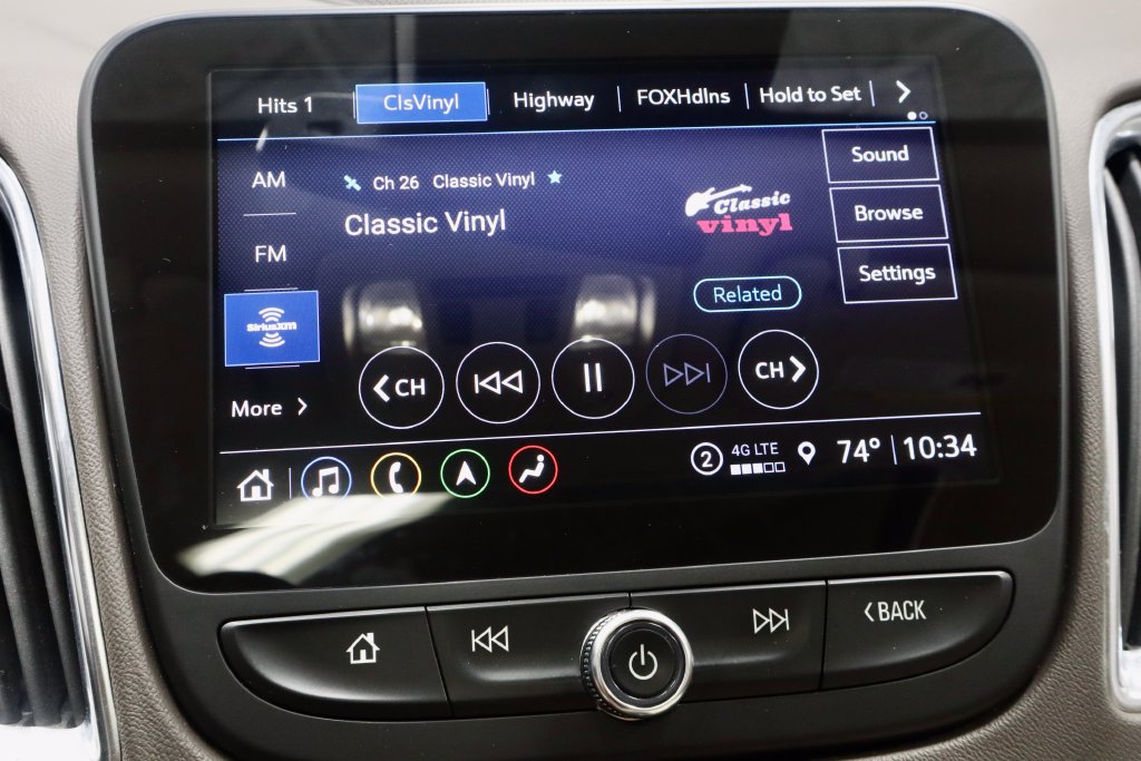 Used 2024 Chevrolet Malibu LT FWD image 3