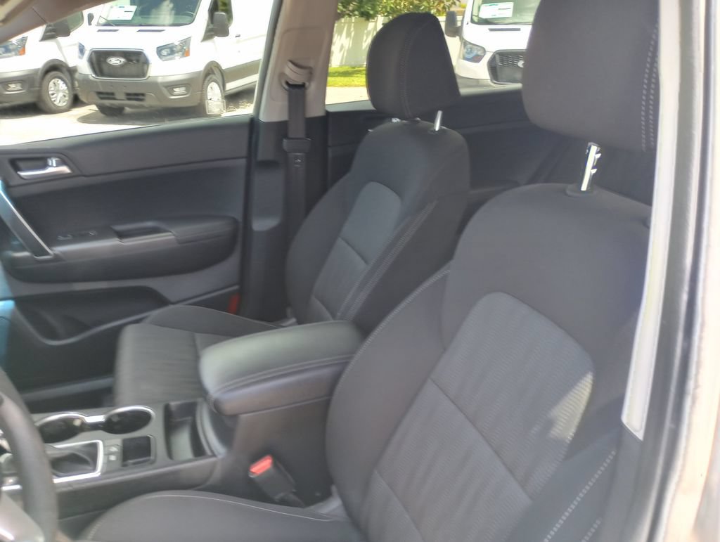 Used 2021 Kia Sportage LX FWD image 21