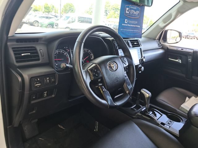 Used 2021 Toyota 4Runner TRD Off-Road Premium AWD/4WD image 7