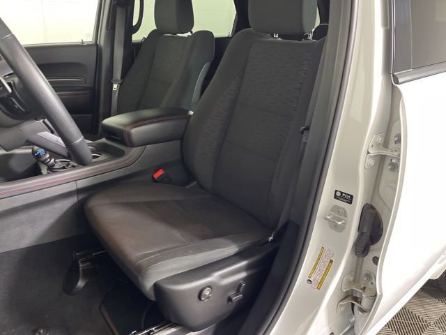Used 2025 Dodge Durango GT AWD/4WD image 15
