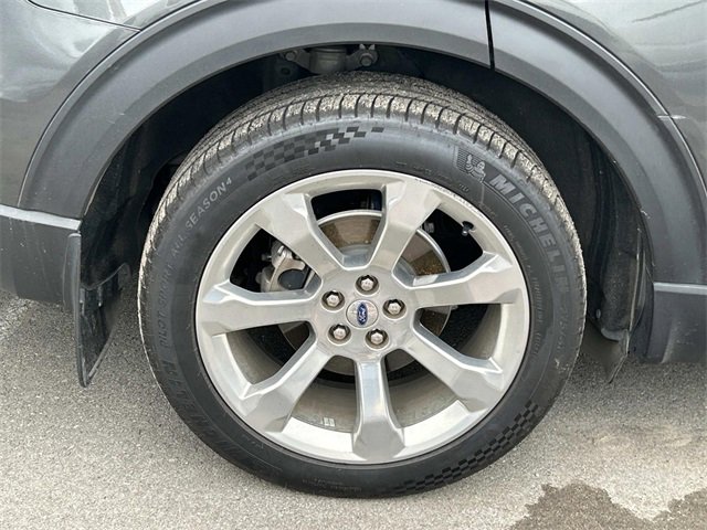 Certified 2020 Ford Explorer Platinum w/ Premium Technology Package image 10