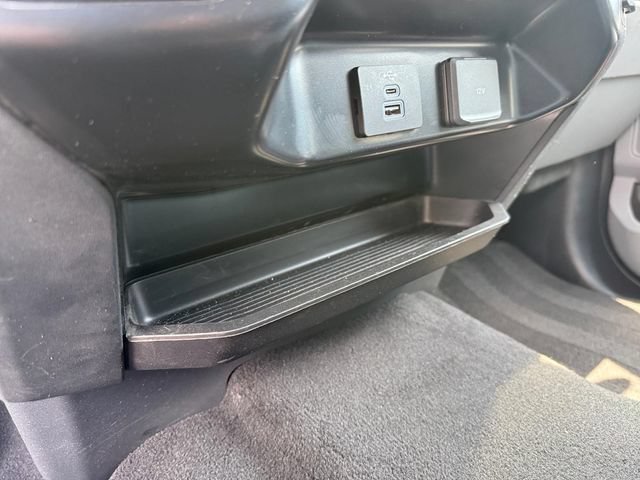 Certified 2025 Ford F250 XLT AWD/4WD image 23