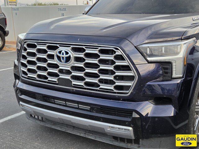 Used 2023 Toyota Sequoia Capstone AWD/4WD image 2