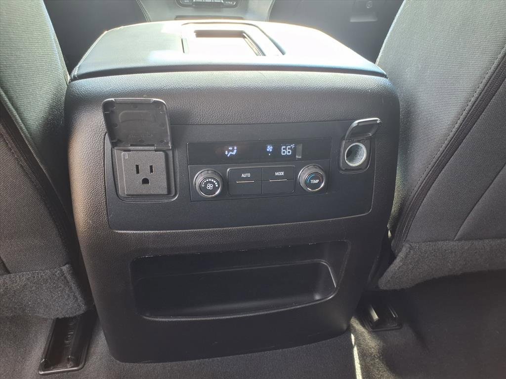 Used 2019 GMC Yukon SLE w/ Convenience Package image 6