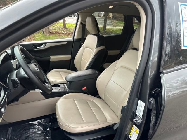 Certified 2020 Ford Escape SEL image 26